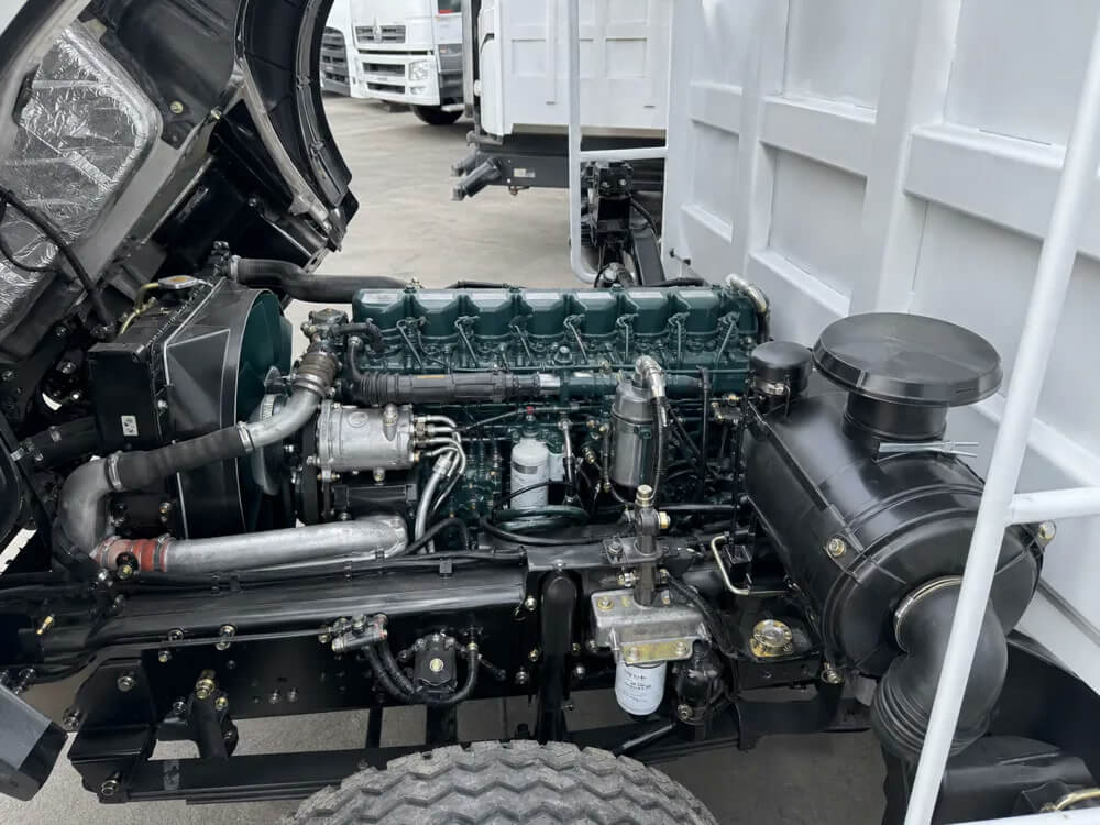 HOWO WD615.47 engine bay