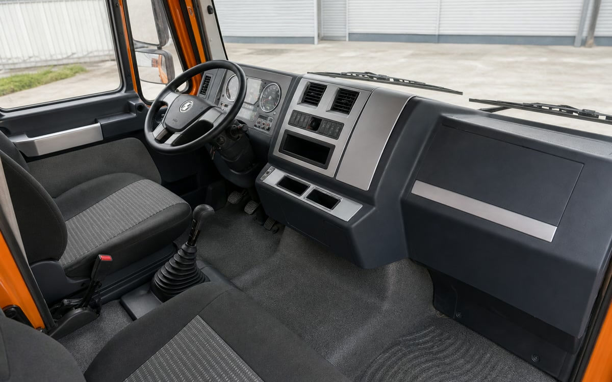 SHACMAN F3000 left-hand-drive cab interior